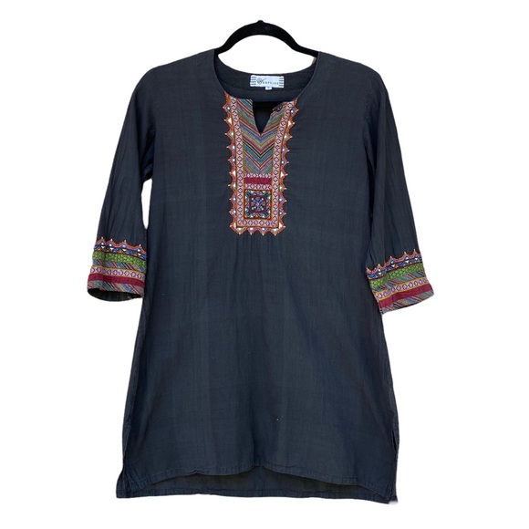 WESTSIDE Embroidered Tunic Top - Picture 1 of 8